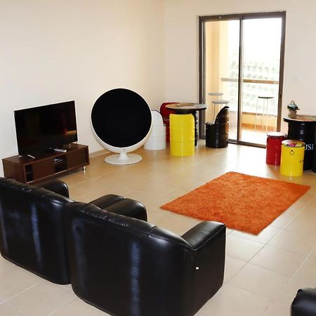 California Hostel Dubai Beach מראה חיצוני תמונה
