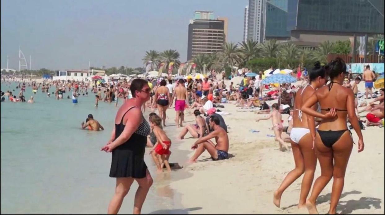 California Hostel Dubai Beach מראה חיצוני תמונה